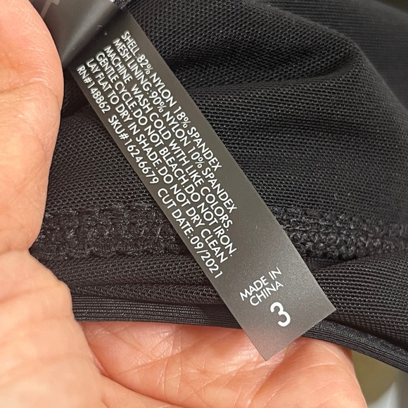 New Torrid Tie Dye V Flounce Bikini Top Purple Women size 3X Tankini Hankerchief - Picture 6 of 10